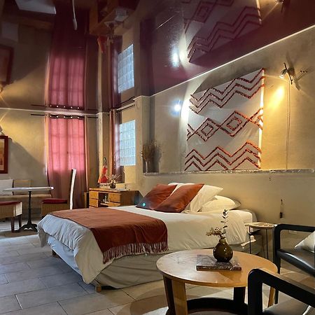 In Provence Hotel - Experience Atypique Venelles Exterior foto